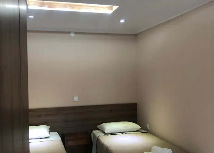 Maryelen Marathias Villa *