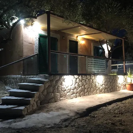 Villa Maryelen Marathias *
