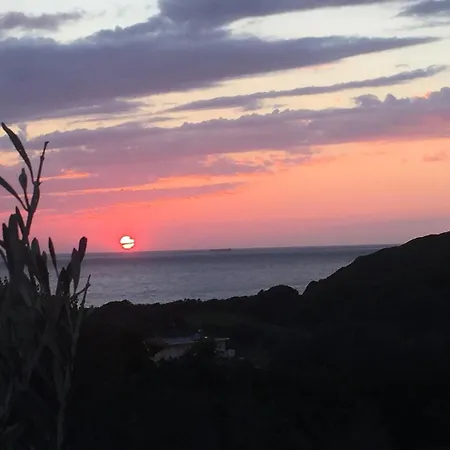 Maryelen Marathias *