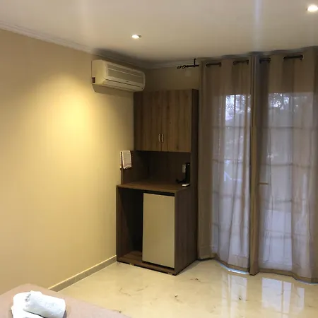 Villa Maryelen Marathias Perivólion